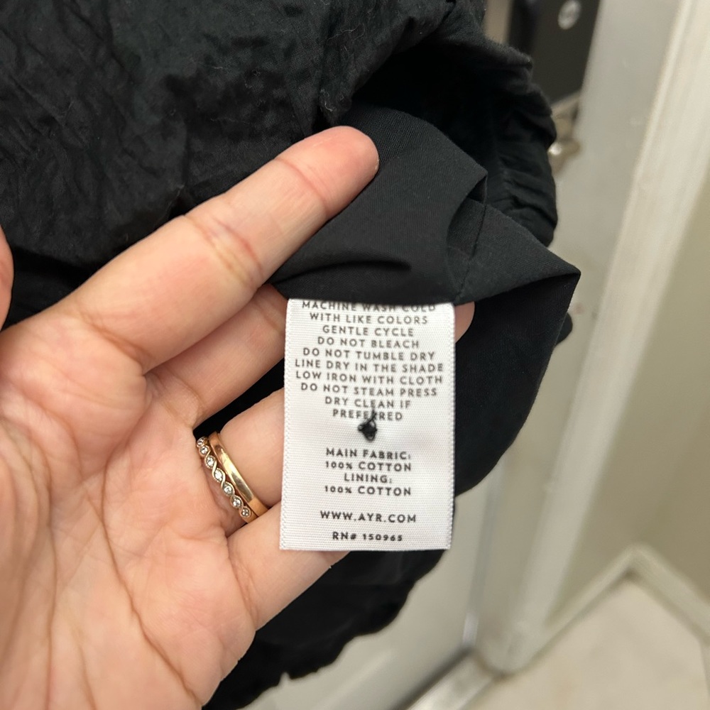 AYR Black Puff-Sleeve Textured Cropped Top - Picture 5 of 6